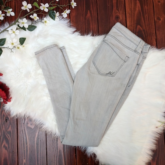 Express Denim - Express "legging mid rise" skinny jeans
